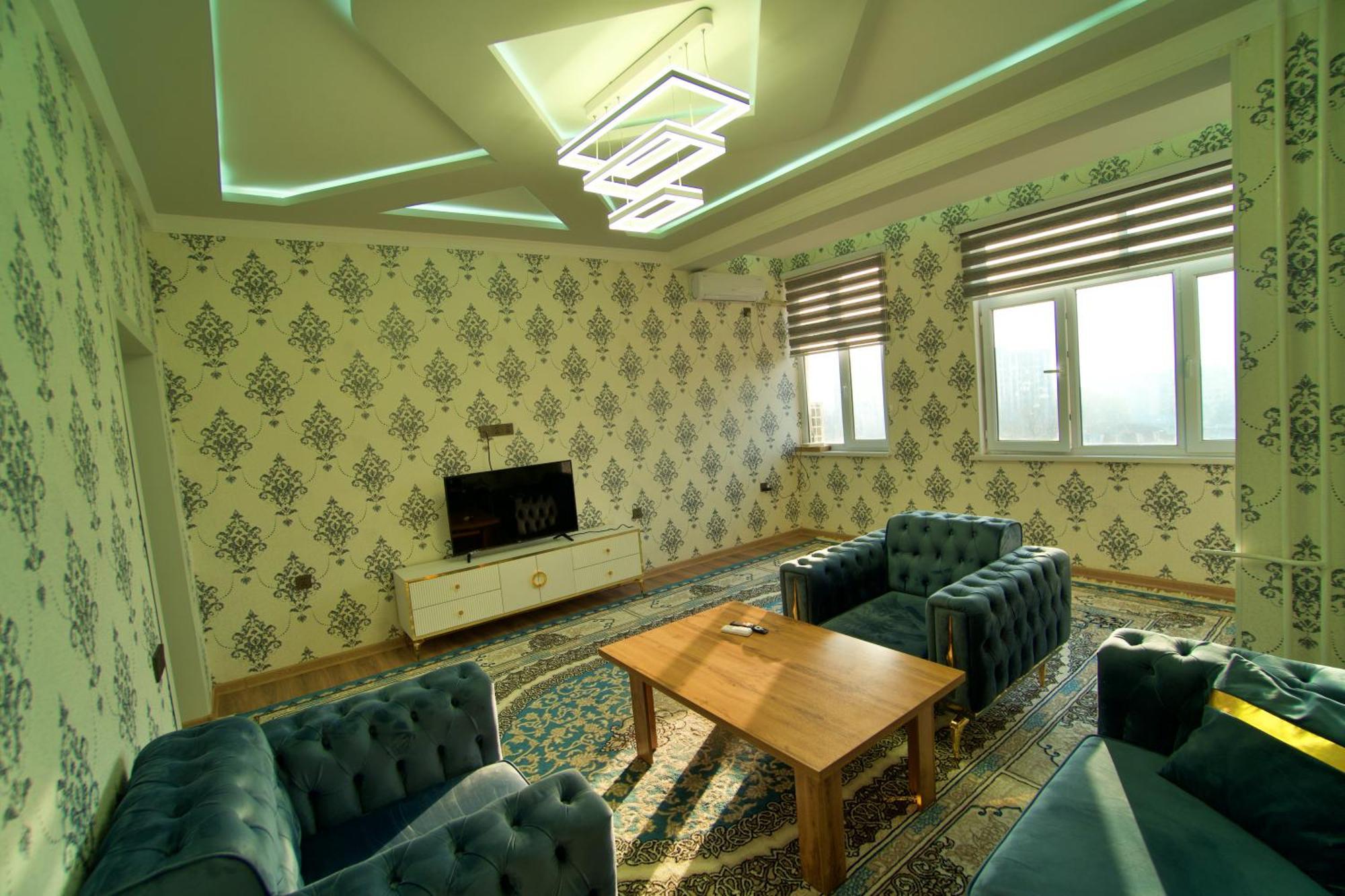 Family 3-Room Apartment Душанбе Екстер'єр фото